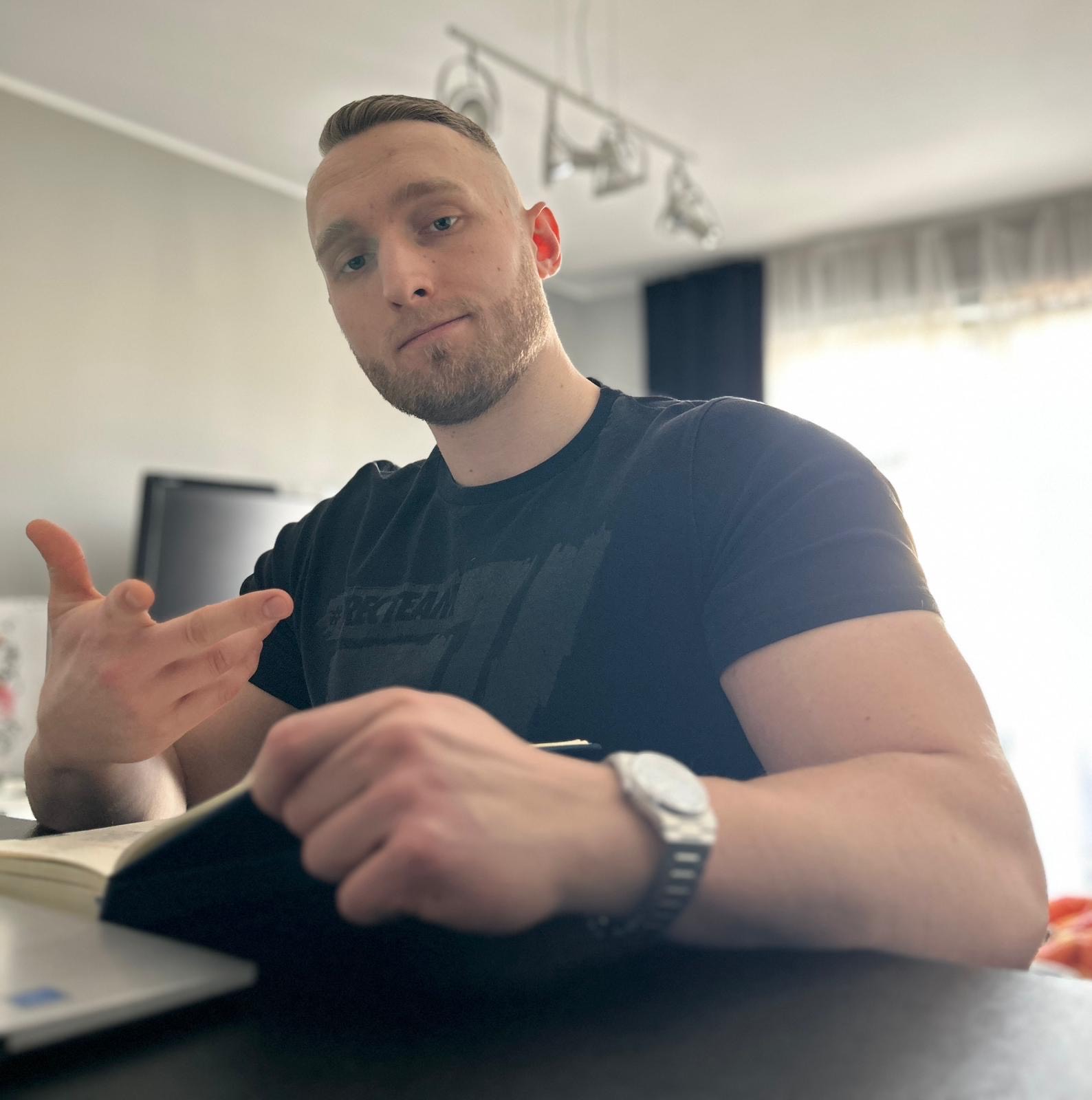 Paweł Nieborski - Trener Personalny